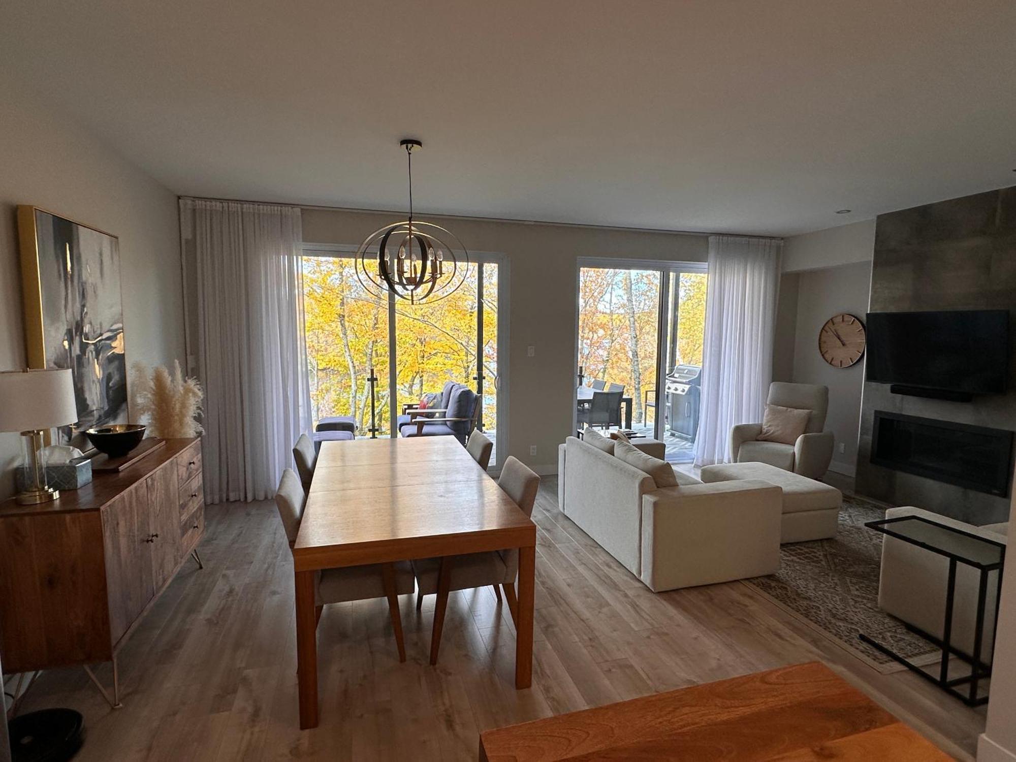 Le Riverain - Condo Neuf Au Bord De L'Eau Shawinigan Dış mekan fotoğraf